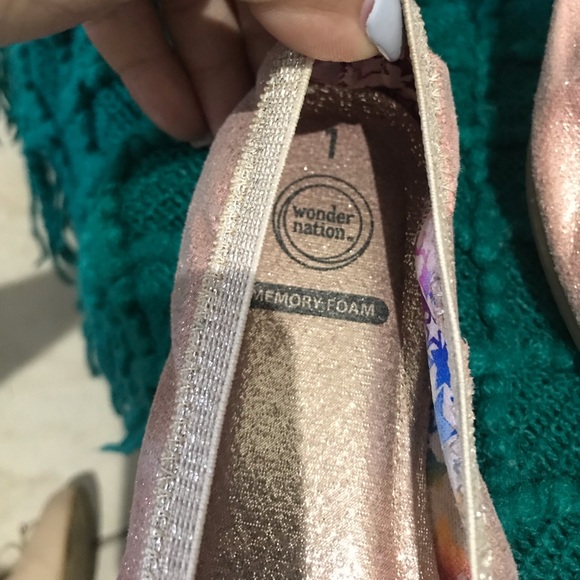 Girl flats and comfy slip ons for inside - Picture 4 of 4